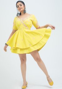 sreemukhi_teluguvox 2